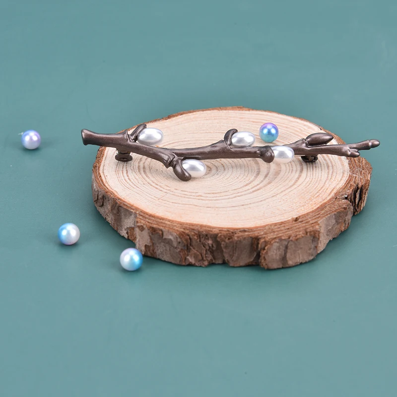 Vintage Bronze-Finish Flower Brooch with Freshwater Pearls 3 Vintage Bronze-Finish Flower Brooch with Freshwater Pearls - Image 3