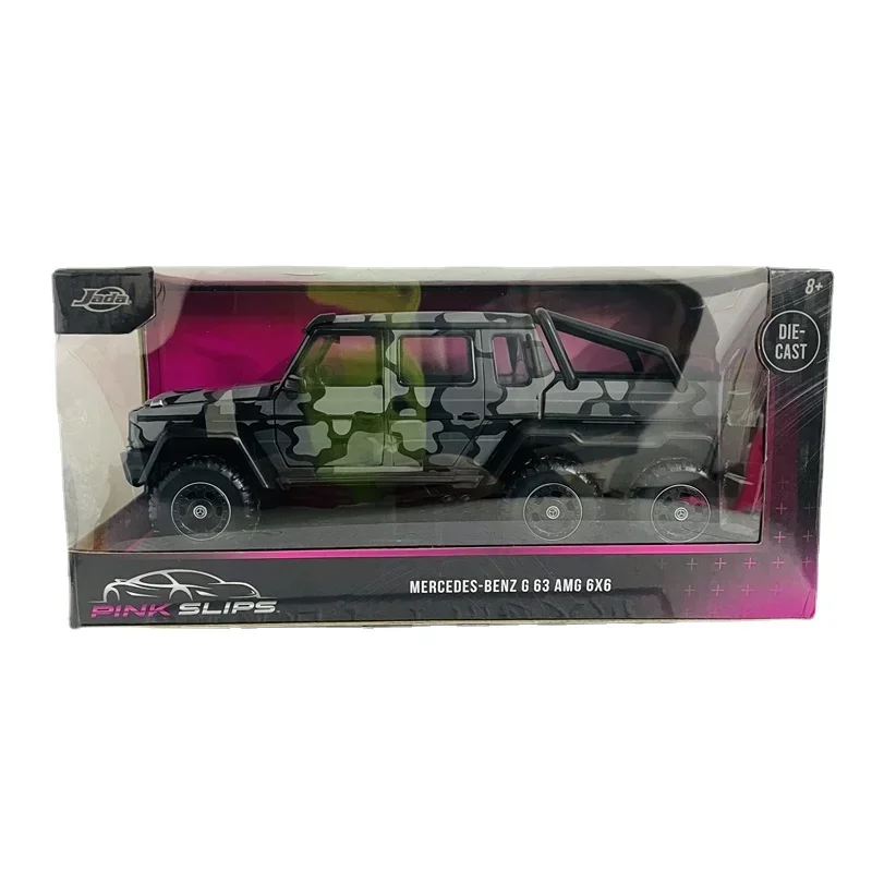 Mercedes-Benz G63 AMG 6x6 Diecast Model 1:24 Scale 3 Mercedes-Benz G63 AMG 6x6 Diecast Model 1:24 Scale - Image 3