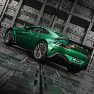 1:24 Scale Diecast Aston Martin Vantage V12 Model 13 S942af4baecd14d1dbd8591777f081b62e