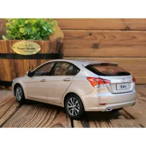 Southeast V6 2013 1:18 Scale Die-Cast Model 8 S94622f1b520742e996552e341b2b83edb