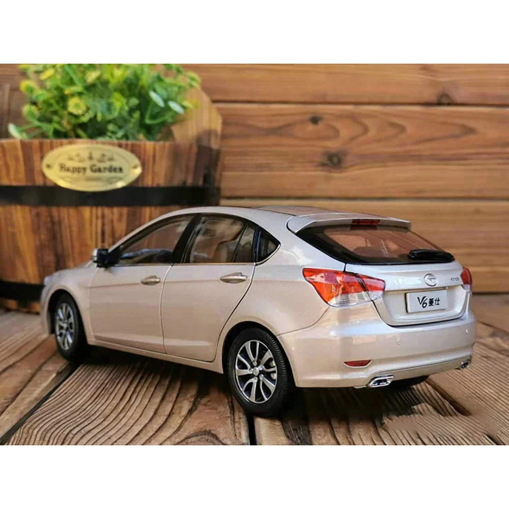 Southeast V6 2013 1:18 Scale Die-Cast Model 4 Southeast V6 2013 1:18 Scale Die-Cast Model - Image 4