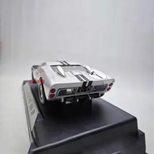 1966 Ford GT-40 MK II Diecast Model 1/18 Scale 8 S9468364ee65b49bd8ddfc67c9dfbdaf6R