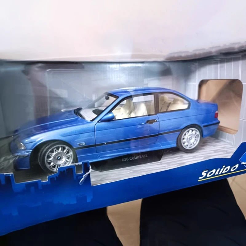 BMW M3 1:18 Scale Diecast Model for Collectors 7 BMW M3 1:18 Scale Diecast Model for Collectors - Image 7