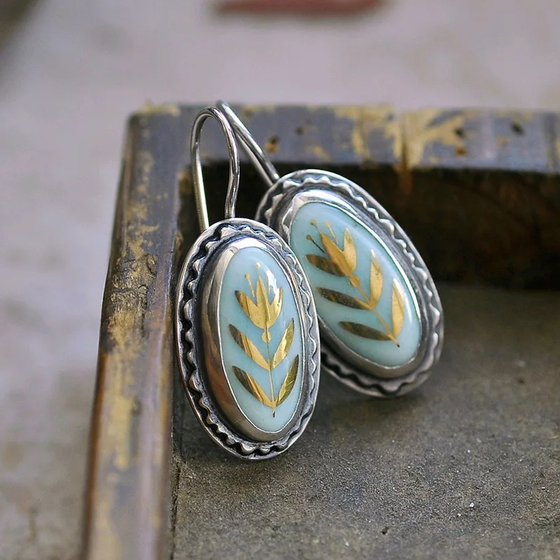 Vintage Floral Drop Earrings in Silver or Gold 1 Vintage Floral Drop Earrings in Silver or Gold