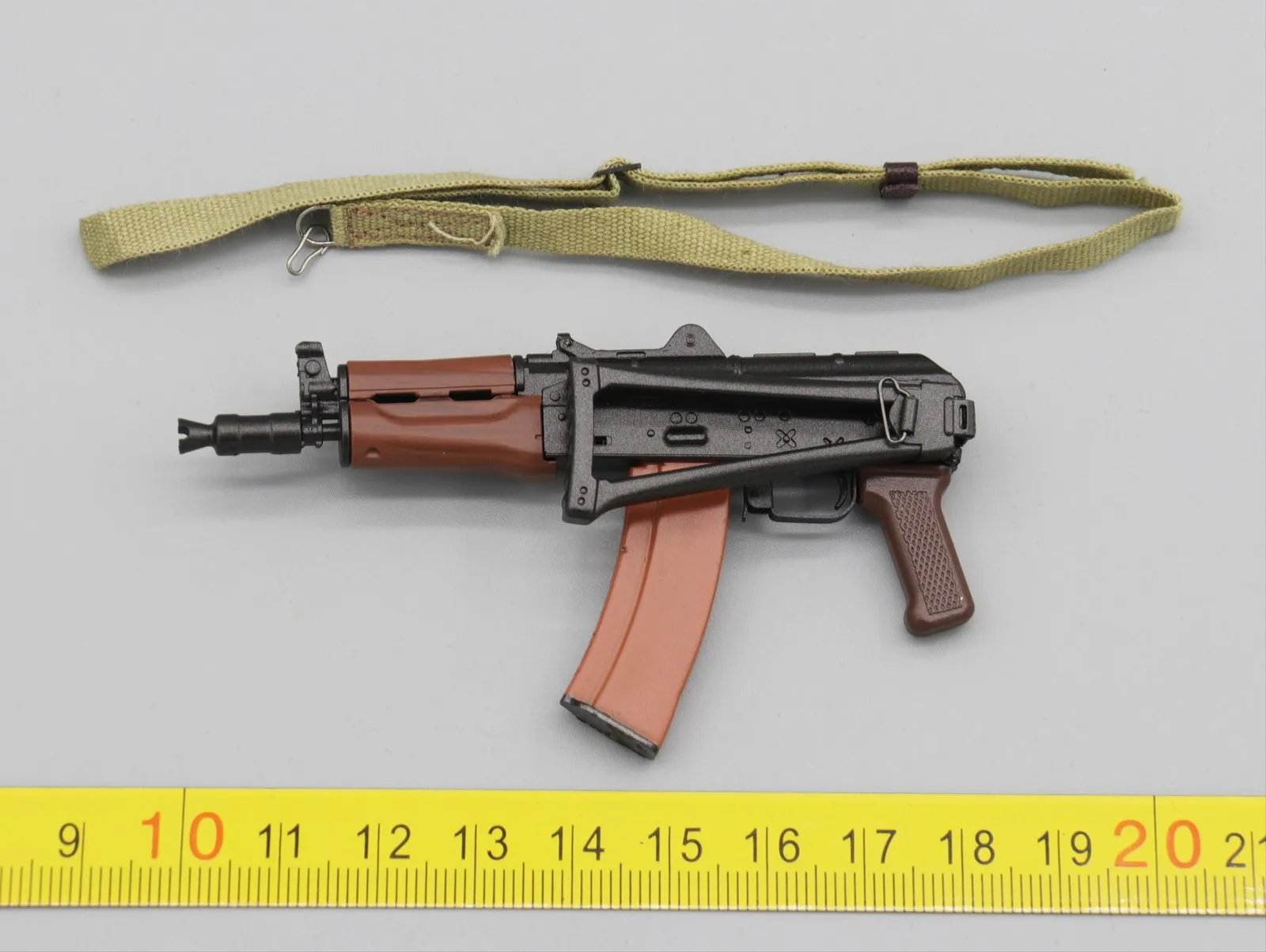 1/6 Scale AKS74U Military Rifle Accessory 2 1/6 Scale AKS74U Military Rifle Accessory - Image 2
