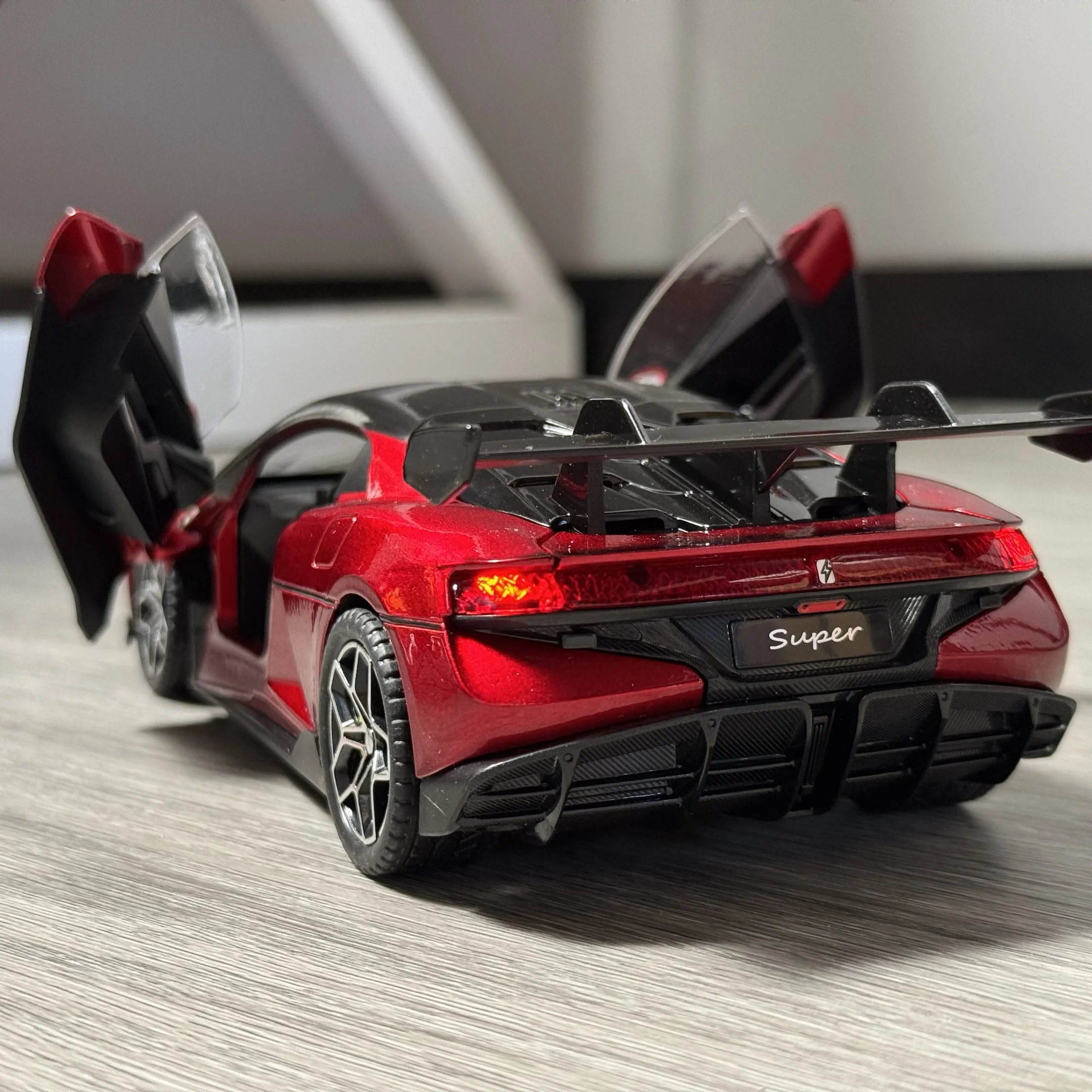 BYD Look UP U9 1:24 Diecast Model 6 BYD Look UP U9 1:24 Diecast Model - Image 6