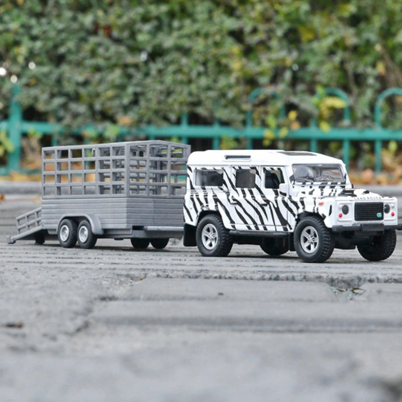 1:32 Scale Alloy Truck Transport Model 8 1:32 Scale Alloy Truck Transport Model - Image 8