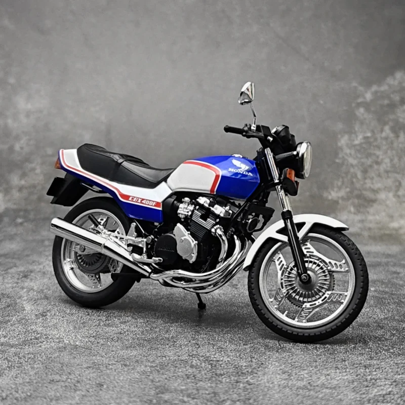 1:12 Scale Honda CBX 400F Diecast Model 6 1:12 Scale Honda CBX 400F Diecast Model - Image 6