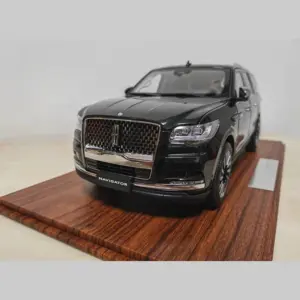 Lincoln Navigator 2023 Diecast Model Collection 8 S955f86c8b120445386e24a0342e238b2x
