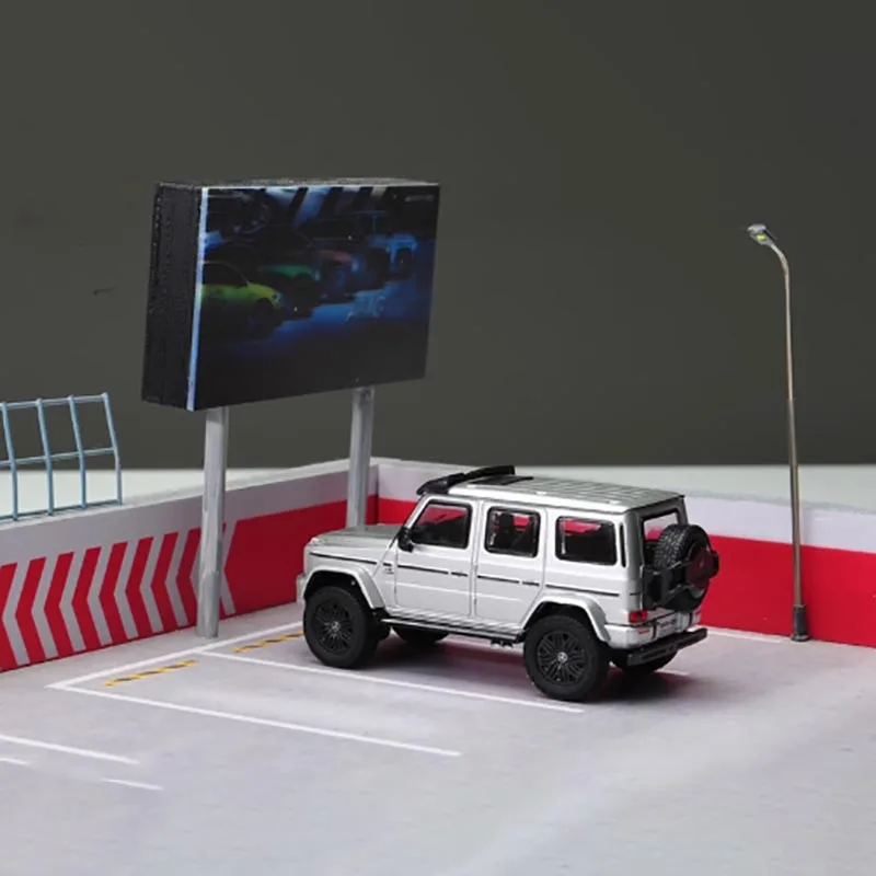 Mercedes-Benz G63 1/64 Diecast Model Blue 4 Mercedes-Benz G63 1/64 Diecast Model Blue - Image 4