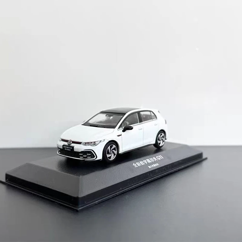 Volkswagen Golf GTI 1:43 Diecast Model in Alloy 7 Volkswagen Golf GTI 1:43 Diecast Model in Alloy - Image 7