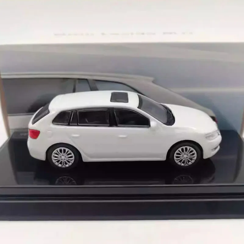 Gran Lavida 30th Anniversary Miniature Model 3 Gran Lavida 30th Anniversary Miniature Model - Image 3