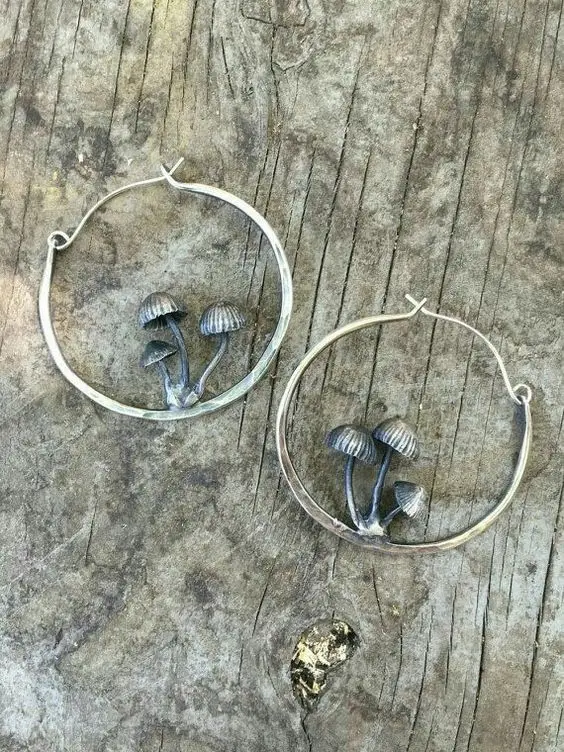 Vintage Silver Mushroom Hoop Earrings 2 Vintage Silver Mushroom Hoop Earrings - Image 2