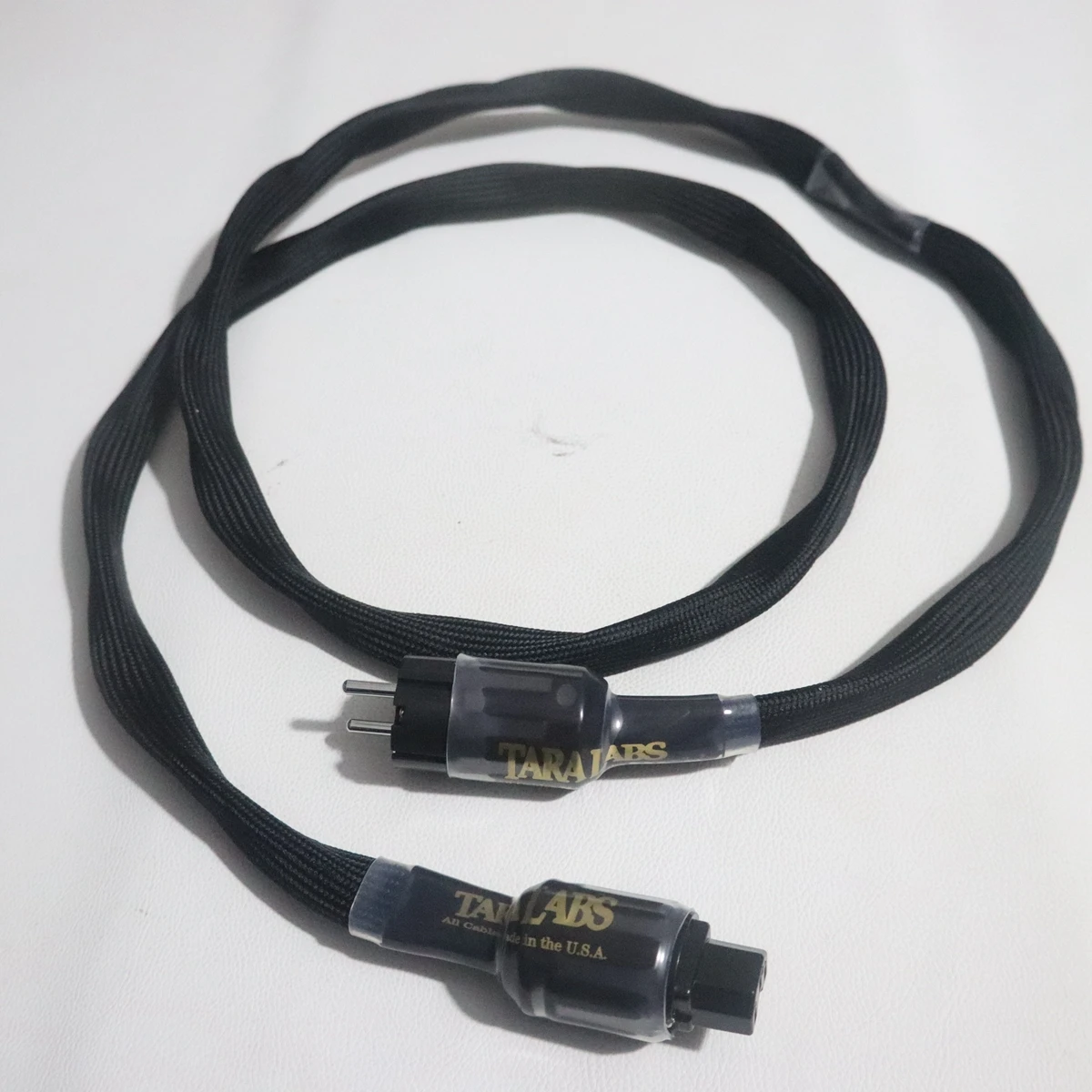 Apollo 8N Pure Copper Power Cable for Audio 5 Apollo 8N Pure Copper Power Cable for Audio - Image 5