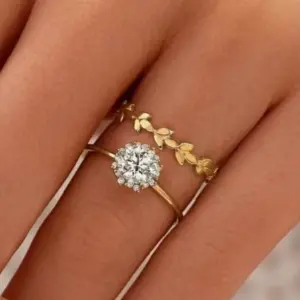 Elegant Gold Ring Set with Zircon Accents 6 S98c4e1d402b54ee0984f8c549f53bce5r