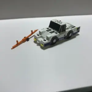 ANA Airport Tractor Model 1:200 Scale 4 S98d7ebf85bf844f9b66866994aefb794j 1