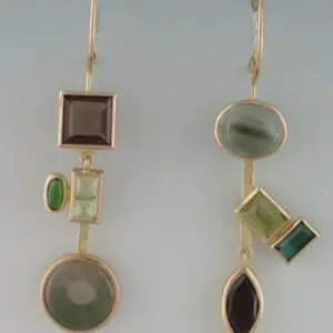 Vintage Geometric Drop Earrings with Green and Red Stones 3 S99646bb468e64bf089013ec302889756O