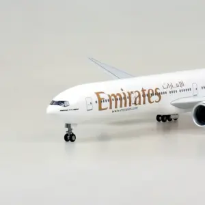 Boeing 777 Dreamliner 1/157 Scale Model 8 S9983eb7a95a742469fd394c2012bbc844