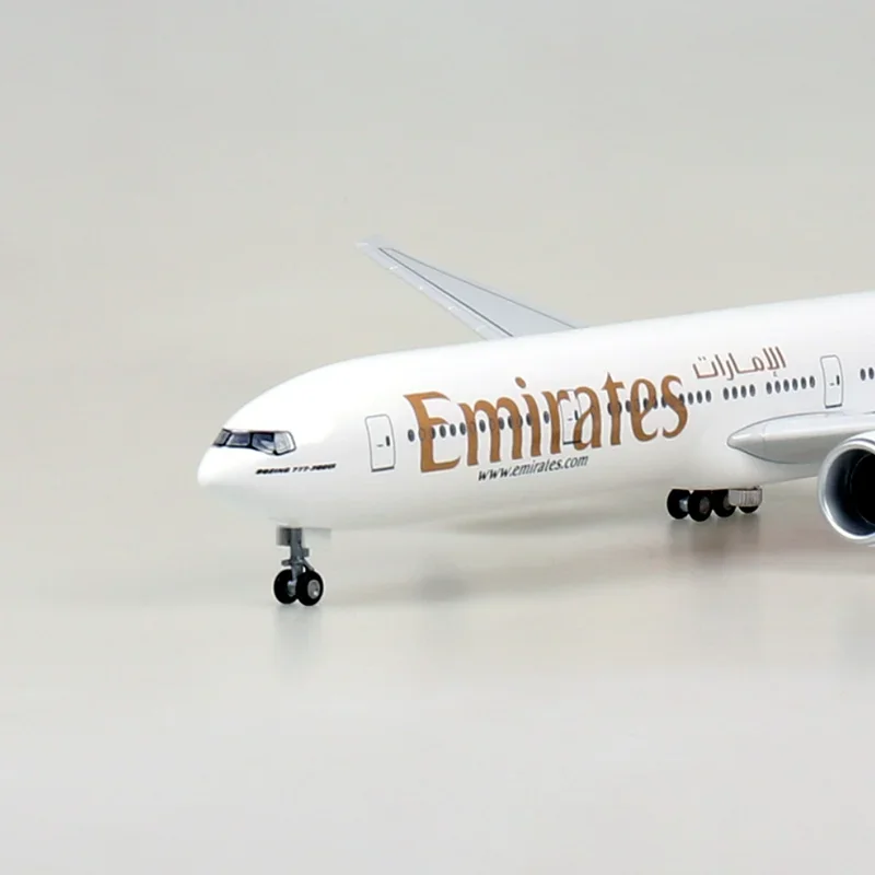 Boeing 777 Dreamliner 1/157 Scale Model 3 Boeing 777 Dreamliner 1/157 Scale Model - Image 3
