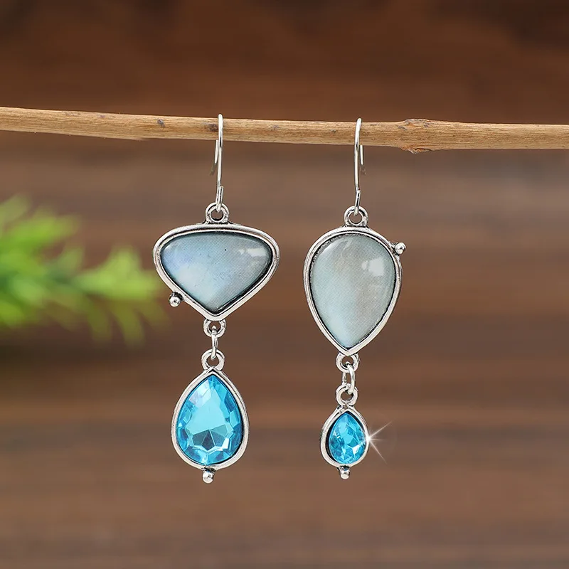 Vintage Waterdrop Earrings for Women 2 Vintage Waterdrop Earrings for Women - Image 2