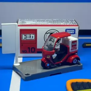 Takara Tomy NO.10 Diecast Tricycle Model