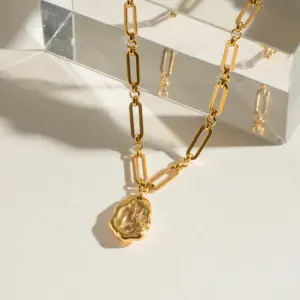 Stainless Steel Geometric Pendant Necklace 12 S99fc16f01d494a4fa4e534cb47a2ec8bQ