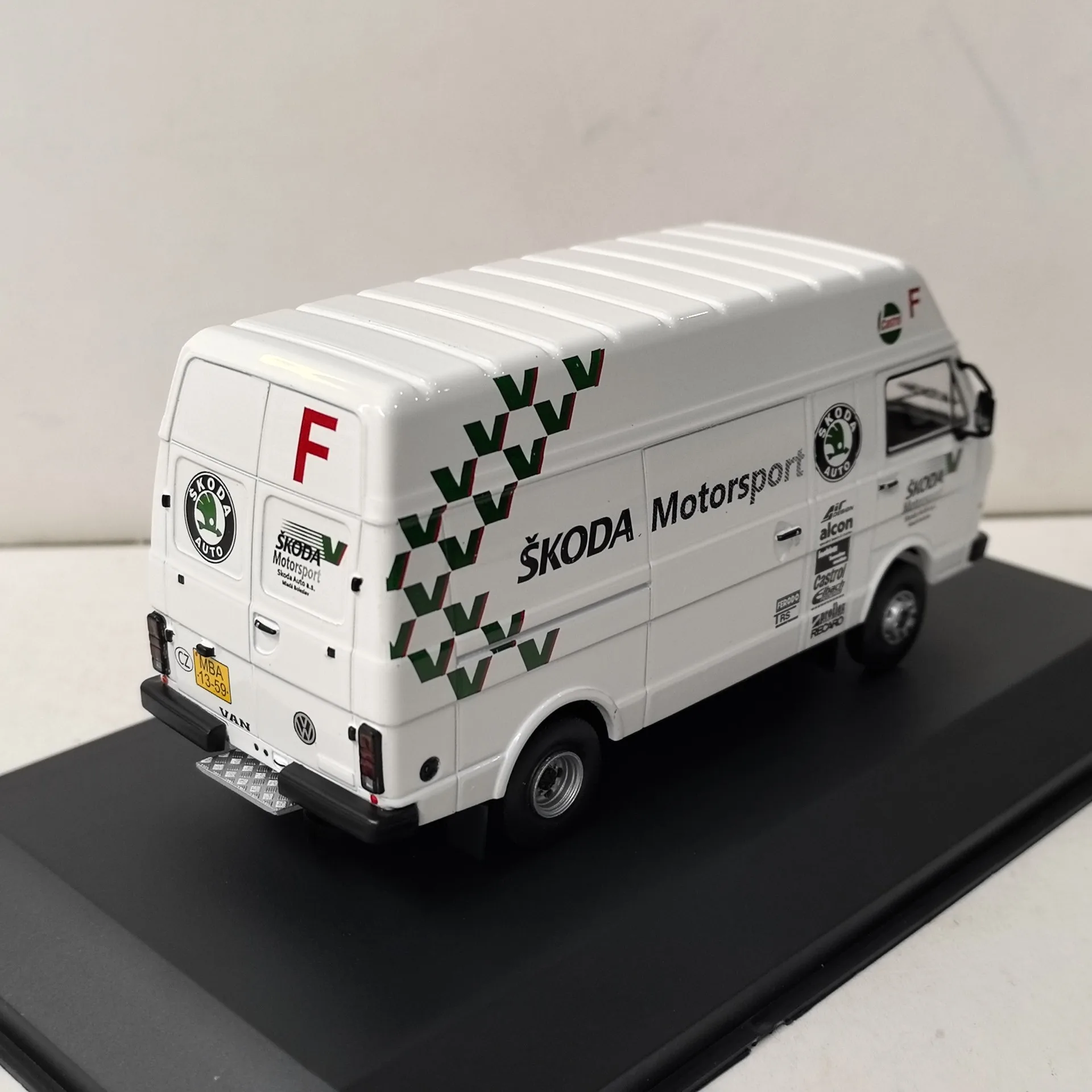 1:43 VW LT45 LWB Van Diecast Model 5 1:43 VW LT45 LWB Van Diecast Model - Image 5