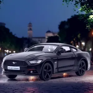 Miniature Ford Mustang GT 1:36 Diecast Model 12 S9a8db78c628648f9b46270430df6210eH