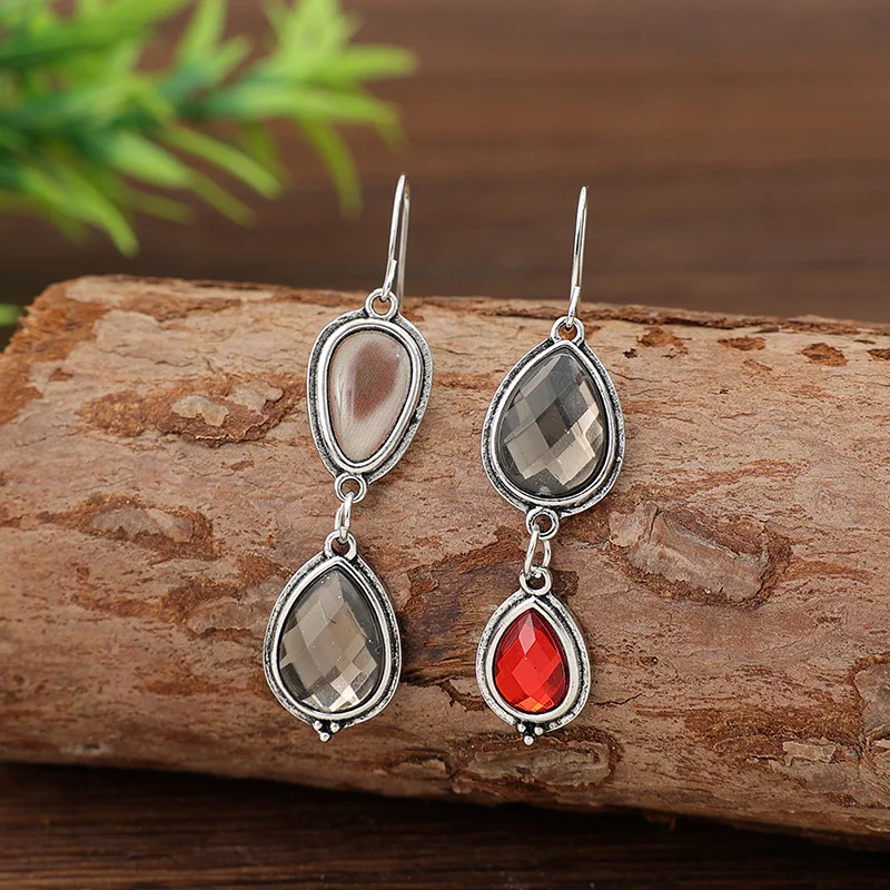 Vintage Geometric Drop Earrings for Women 2 Vintage Geometric Drop Earrings for Women - Image 2