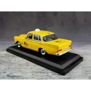 Vintage Yellow Diecast Taxi Model 1:43 Scale 7 S9b38f5226f3c4999a4c207044adb56aaq