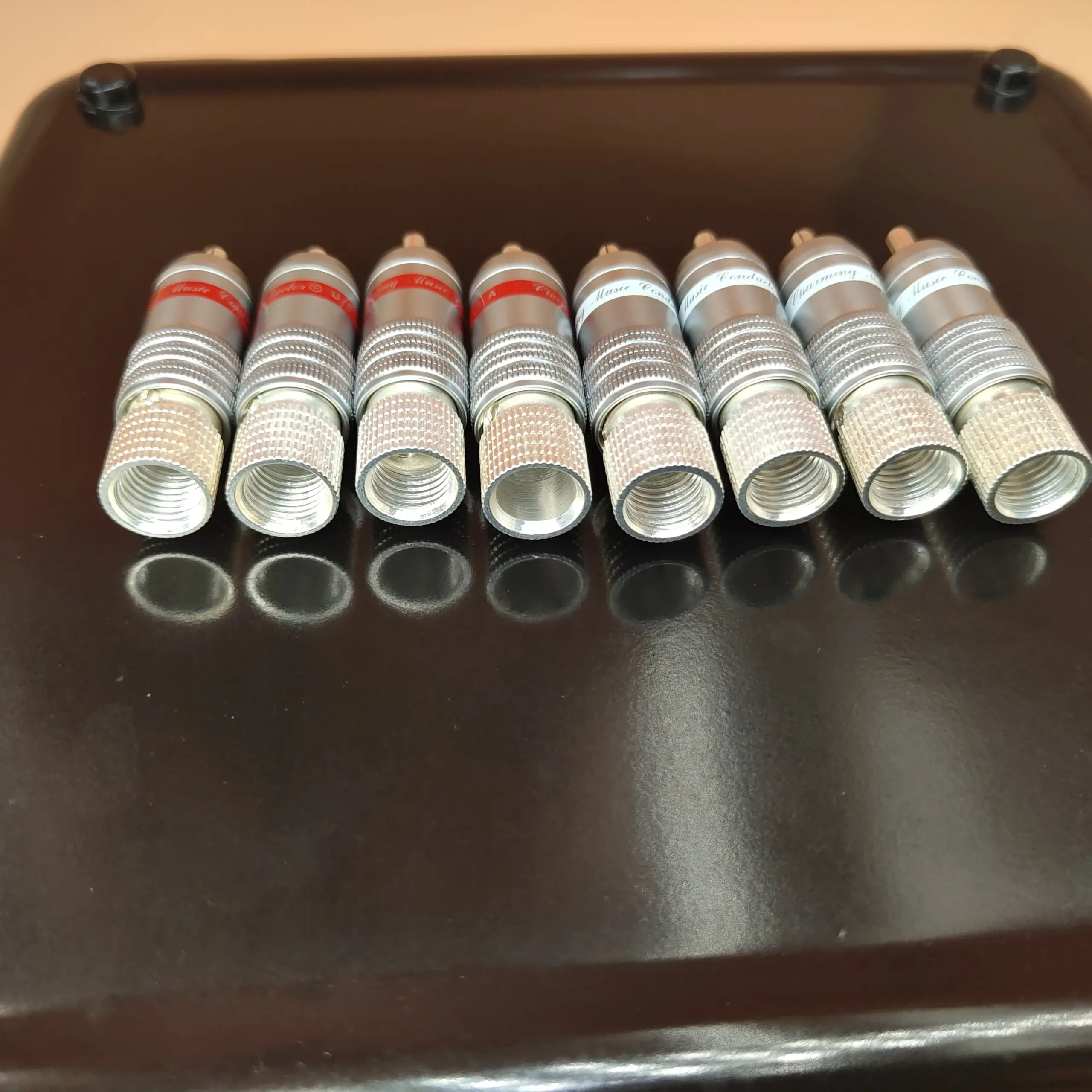 Premium Silver RCA Connector for High-End Audio 2 Premium Silver RCA Connector for High-End Audio - Image 2