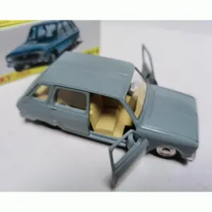 Renault 6 1/43 Alloy Diecast Model 9 S9b815cdafcad499eb7ff6dd65a776a6eq