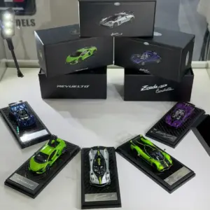 Pagani Huayra Roadster BC Die-Cast Model 13 S9b872b30aa3947fb94aae565b7510b3ec 4