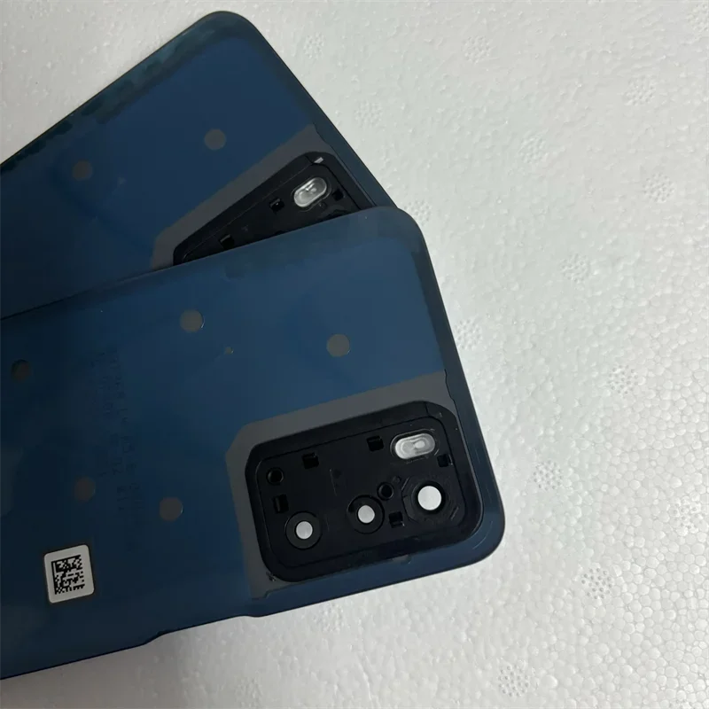 OPPO A16 Replacement Rear Cover in Blue or Black 3 OPPO A16 Replacement Rear Cover in Blue or Black - Image 3