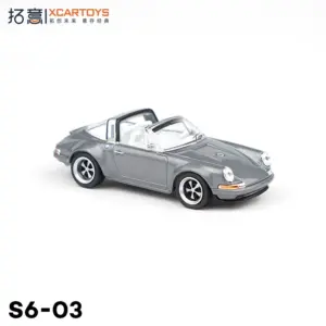 1:64 Scale Metal Racing Car Model
