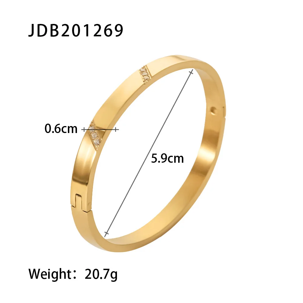 Elegant Stainless Steel Gold Bracelet for Women 8 Elegant Stainless Steel Gold Bracelet for Women - Image 8