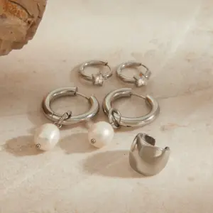 Minimalist Stainless Steel Pearl Earrings JDE201584-S 13 S9c5e6d17ed0b4f64b743f854d1175911R