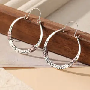 Vintage Silver Hoop Earrings for Women 7 S9c6b49a3045746b5a5ff340ee4aa6064m