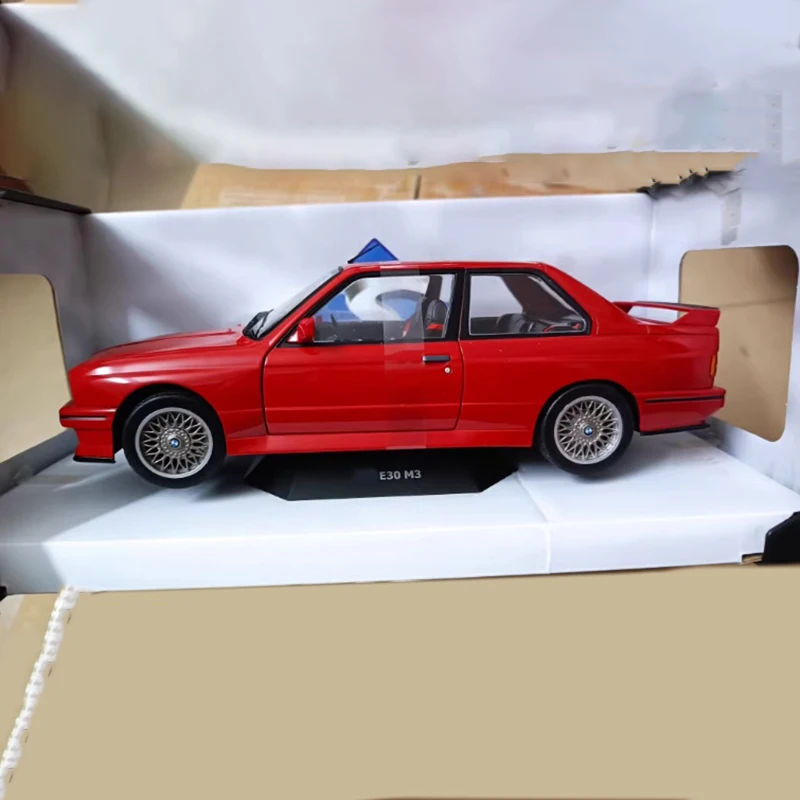BMW M3 1:18 Scale Diecast Model for Collectors 3 BMW M3 1:18 Scale Diecast Model for Collectors - Image 3