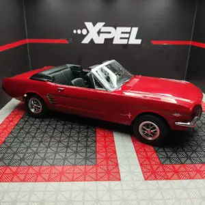 Vintage 1965-66 Ford Mustang 1:18 Die-Cast Model 18 S9dd0f88f85ba4030895655f3cd736682v