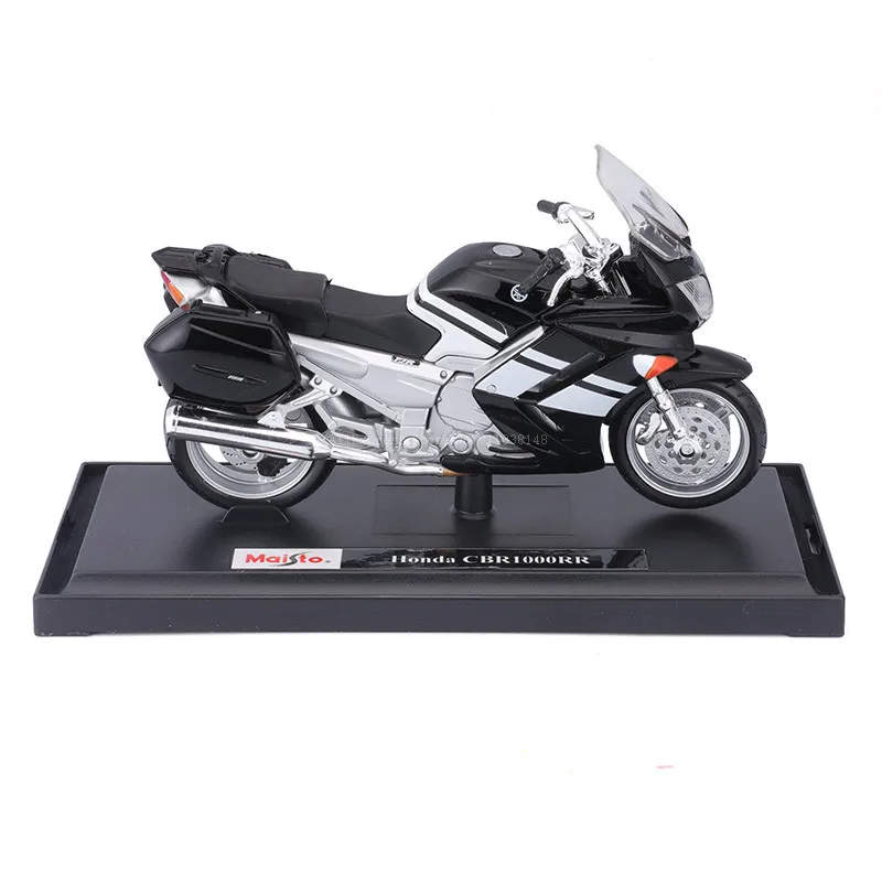 Yamaha FJR 1300/YZF-R1 1:18 Scale Die-Cast Model 3 Yamaha FJR 1300/YZF-R1 1:18 Scale Die-Cast Model - Image 3