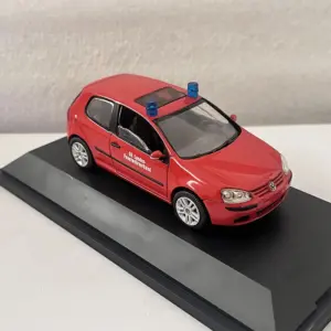 Detailed 1:43 VW Golf V Police Car Model 11 S9e4df8a509854c5585b616e5af951cc4P