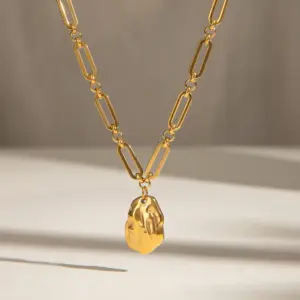 Stainless Steel Geometric Pendant Necklace 10 S9e614f6d8b7048759b3cda109f56f2e07