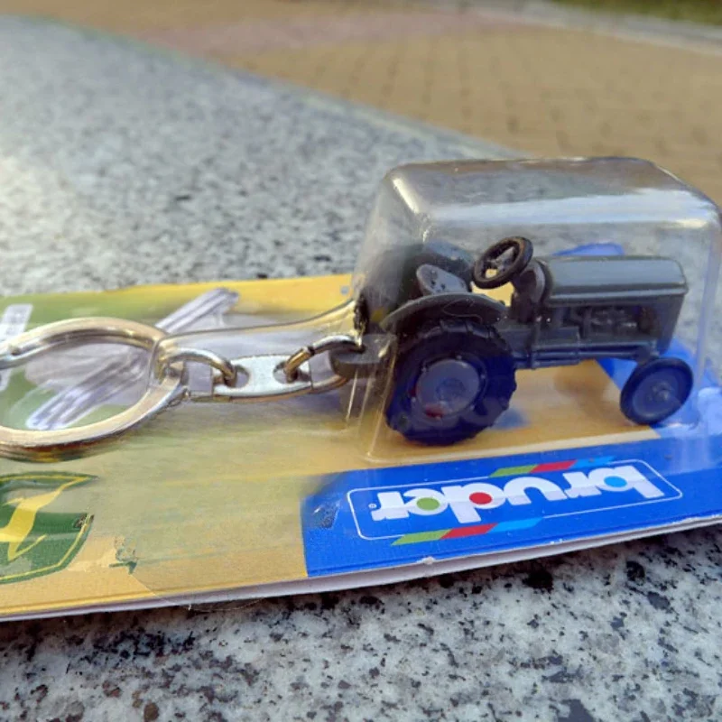 Diecast TEA 20 Tractor Collectible Model 6 Diecast TEA 20 Tractor Collectible Model - Image 6