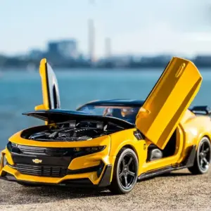 Vibrant Yellow Chevrolet Camaro 1:32 Diecast Model