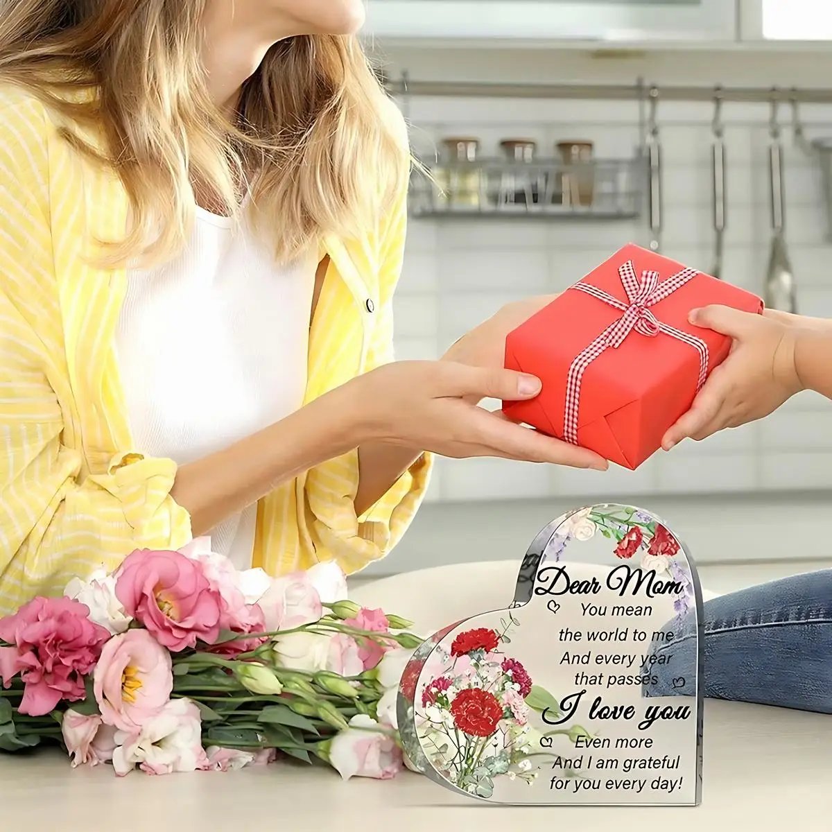 Heart-Shaped Acrylic Floral Plaque for Gifts 3 Heart-Shaped Acrylic Floral Plaque for Gifts - Image 3