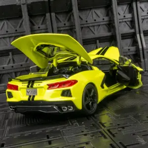 Maisto 1:24 Corvette Stingray Coupe C8 Model 11 S9f210125d4e748fea9e0420ded017e22v