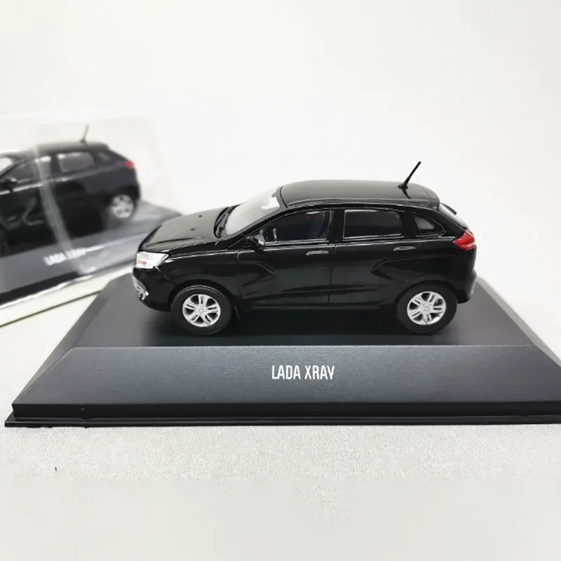Diecast 1/43 LADA XRAY SUV Model 2 Diecast 1/43 LADA XRAY SUV Model - Image 2
