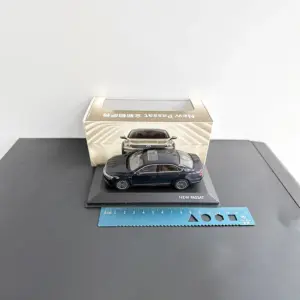 2017 Volkswagen Passat 1:43 Diecast Model 7 S9fed7bdbbf6646db9ad168c0ca667d37V