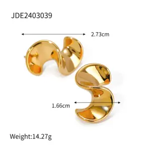 Sa04103748f6a4bcf8e9e1491141f2664U